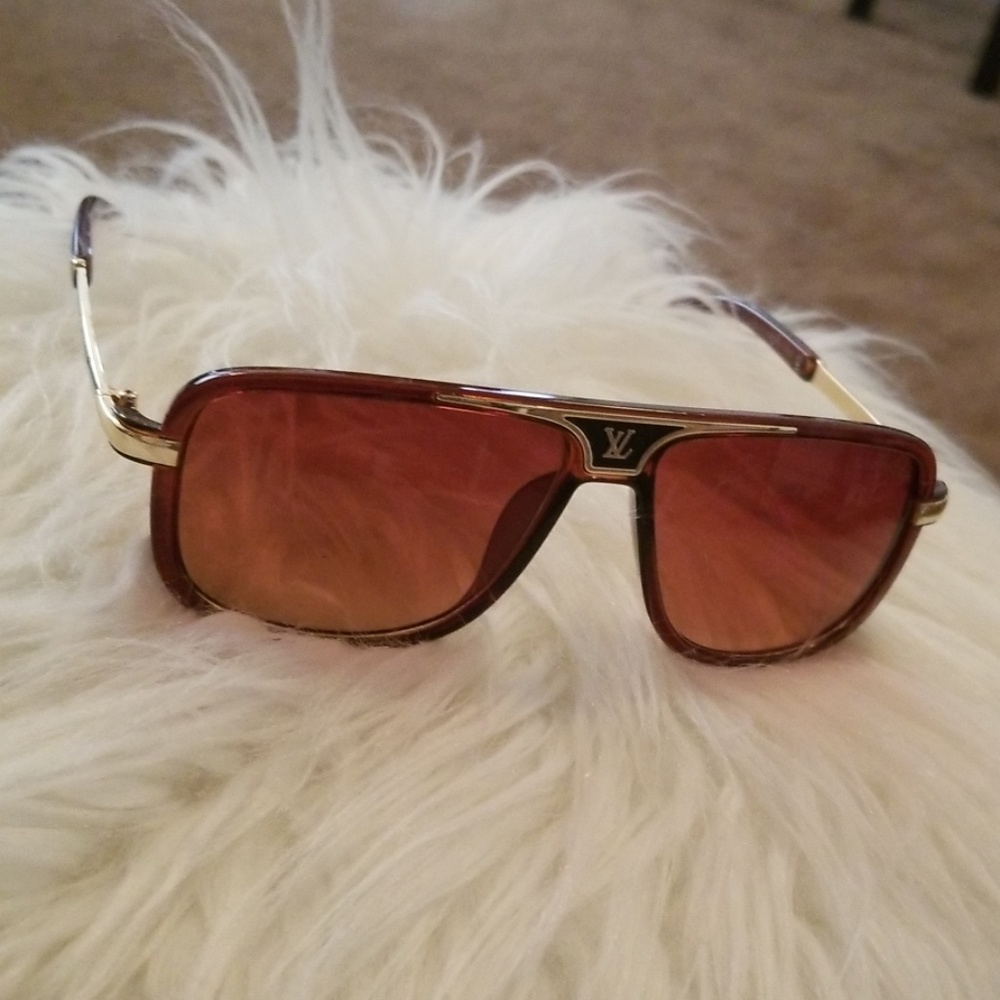 Sun glasses